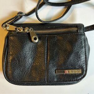 Kenneth Cole Reaction | Wooster Street Flap | Crossbody Purse | Black
